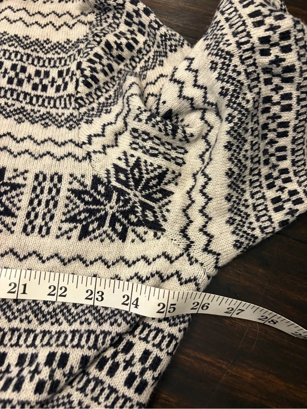 H&M Cream and Black Fair Isle Crewneck Sweater Regular fit size XXL